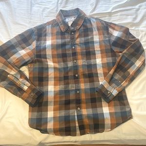 🚨2 for $12🚨 loose fitting plaid shirt